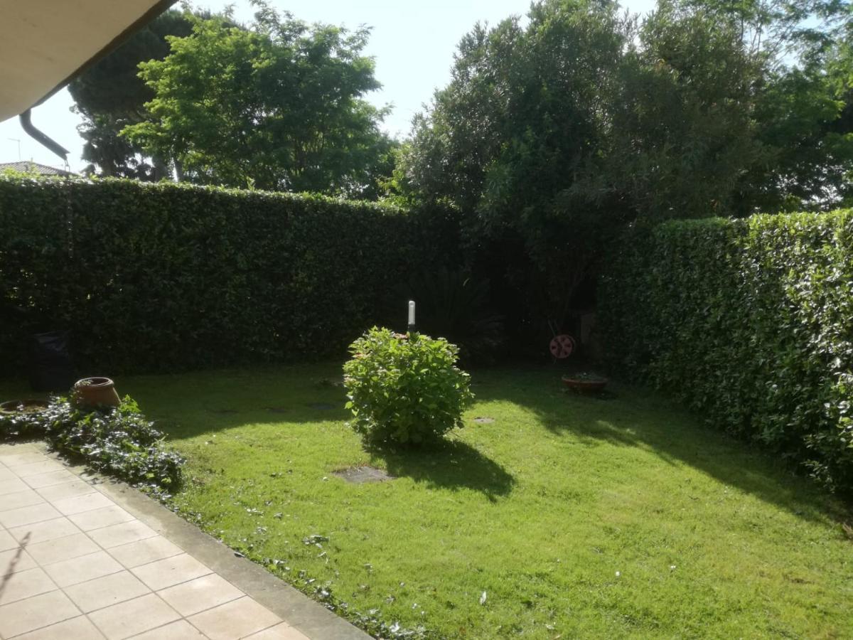 Holiday Home Villetta Cinquale Dış mekan fotoğraf