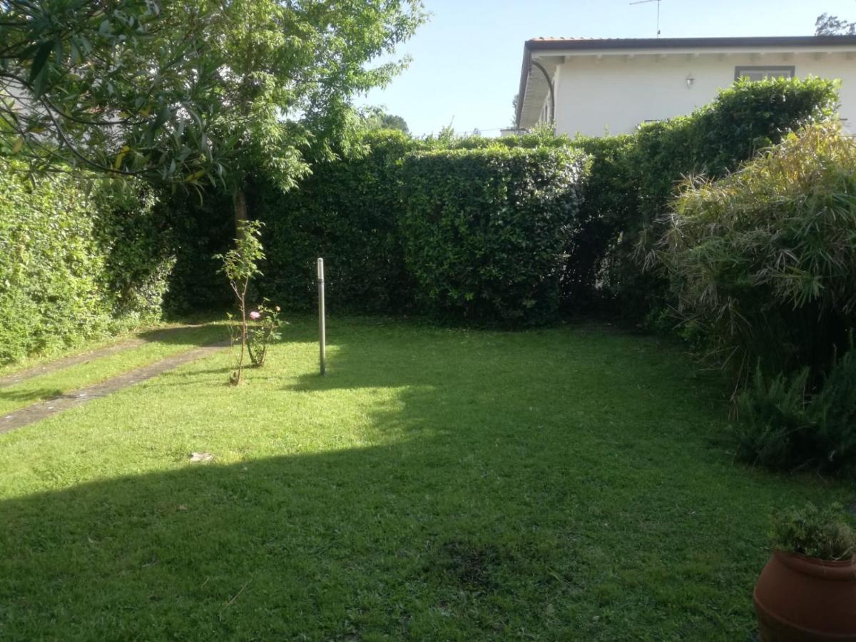 Holiday Home Villetta Cinquale Dış mekan fotoğraf